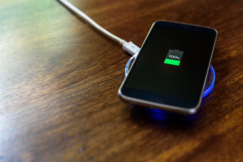 Iphoneの電池の減りが異常に早い 原因と対処法は バッテリー交換方法 長持ちする設定 Simチェンジ